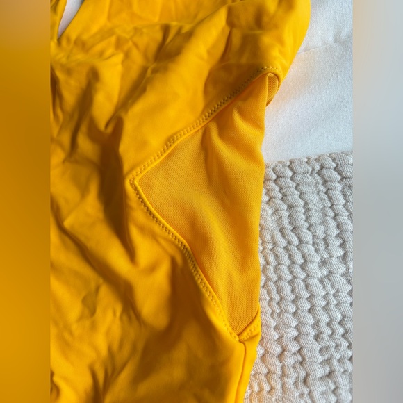 Sweaty Betty swimsuit - Picture 7 of 8